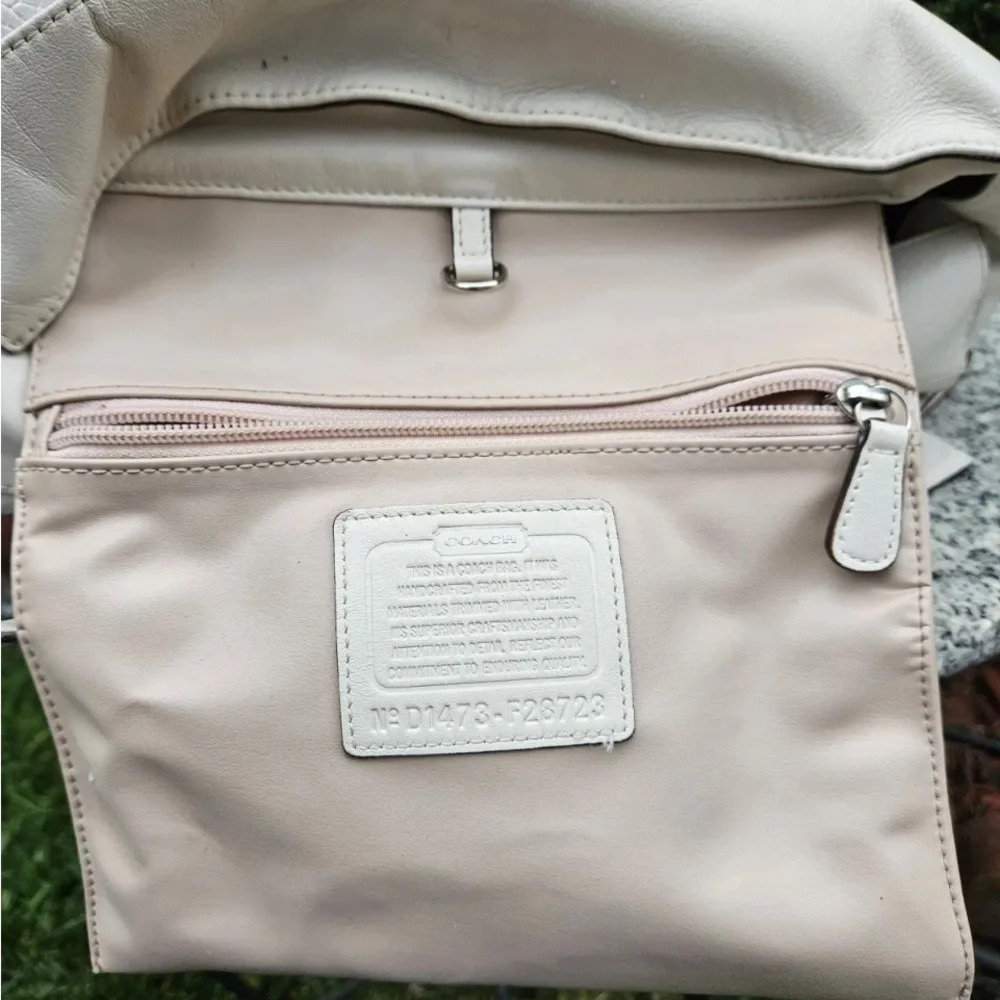 Coach Limited Edition Python Embossed Tote Purse Rare Find. - Picture 16 of 16